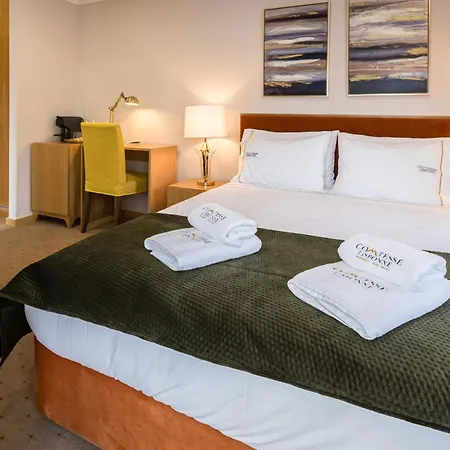 Comtesse Lisbonne By Homing בית הארחה