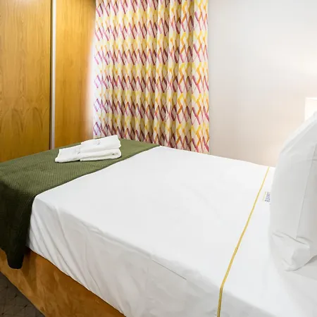 Comtesse Lisbonne By Homing ליסבון